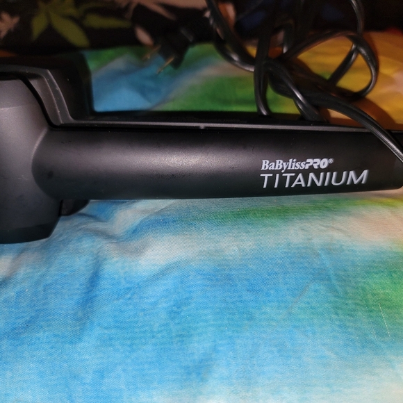 outta box babyliss PRO curl Genius - Picture 2 of 5
